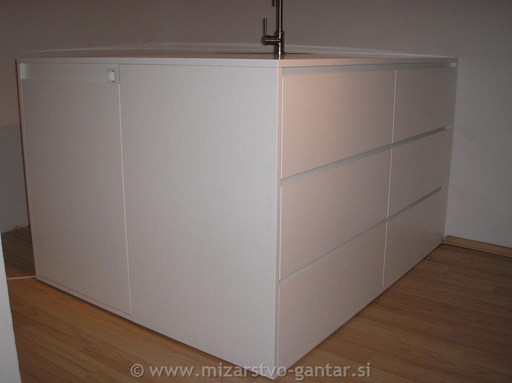 Kuhinja 04  - Mizarstvo Gantar