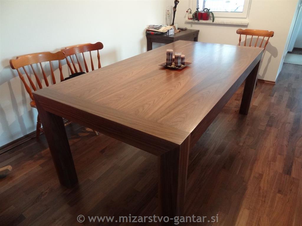 Kuhinjska jedilna miza 02  - Mizarstvo Gantar